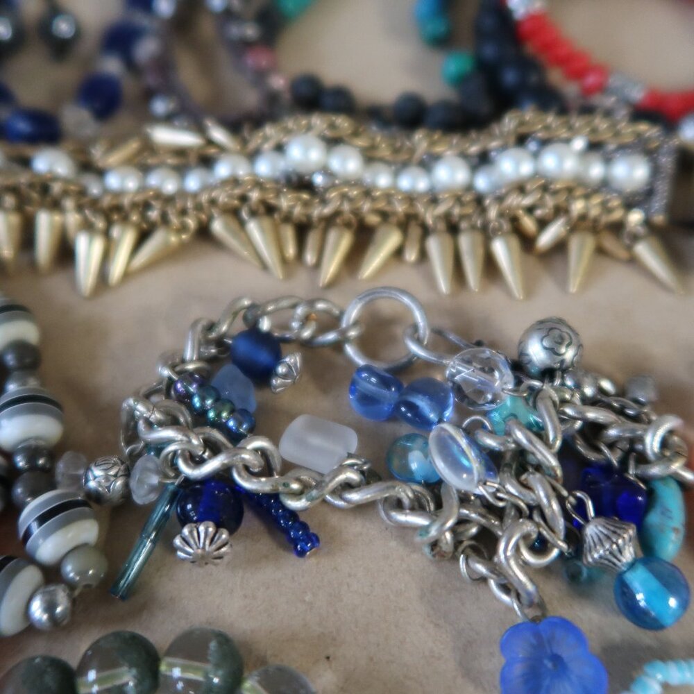 22 Pc Boho Beaded Bracelet Bundle Lot Gemstone Crystal Stack Boho Hippie Craft - Picture 12 of 13